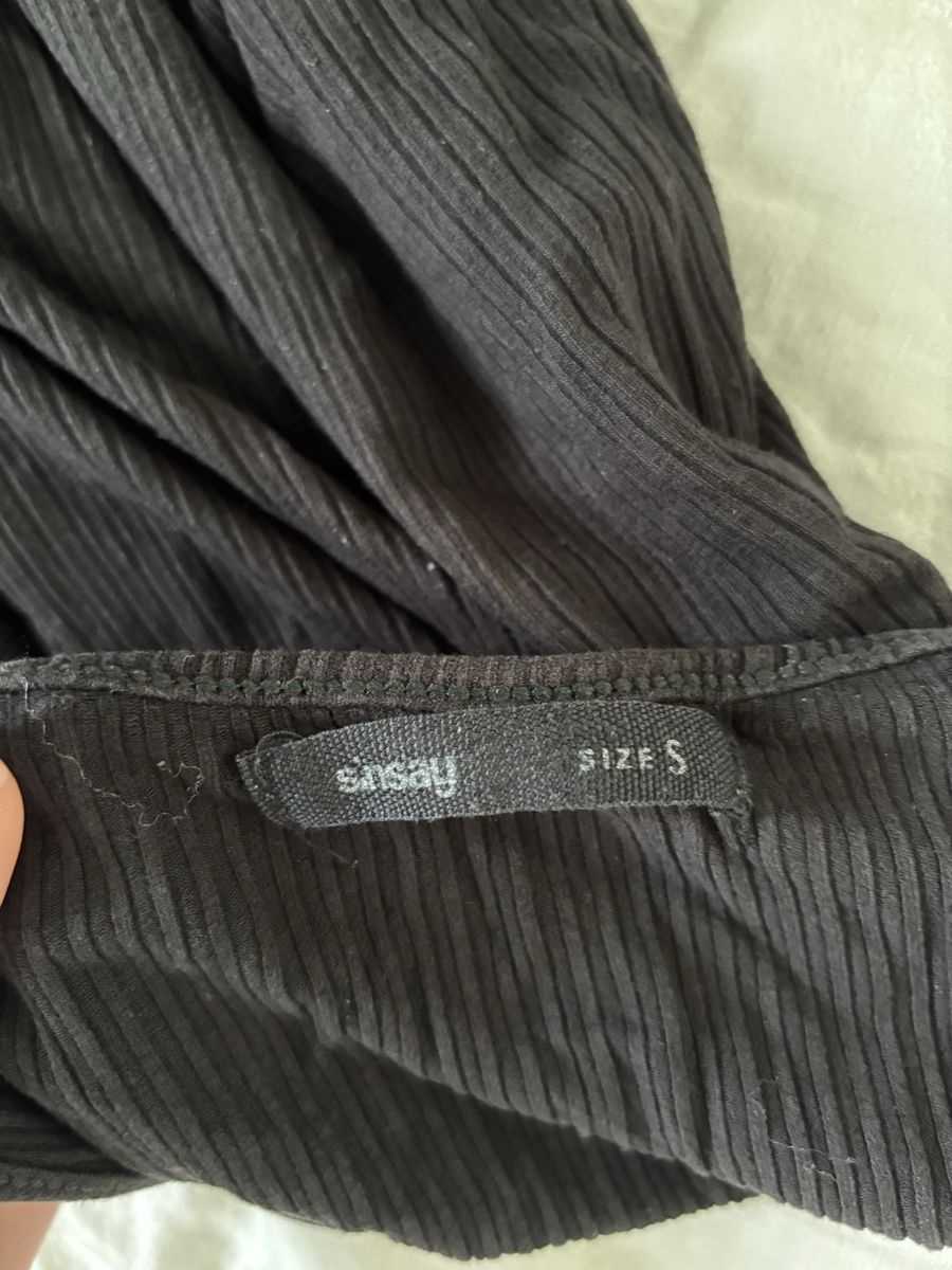 Top: Black Ribbed Tank Top - size S – Usato da Dübendorf venduto da zeb_h87q 2