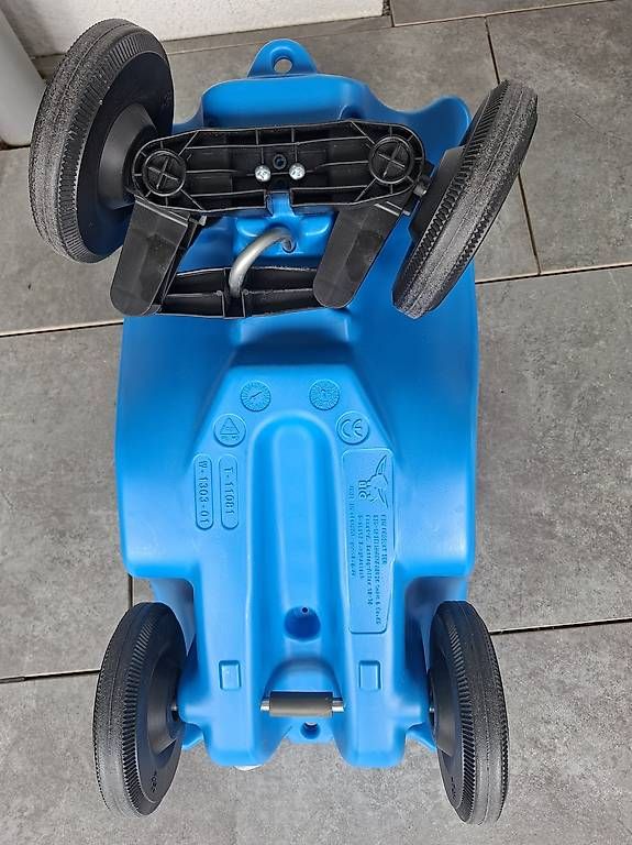 Big Veicoli per bambini: BIG Bobby Car, blau, fast wie neu – Usato da Unterengstringen venduto da NiLi_2012 3