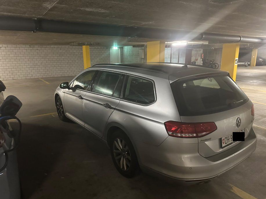 VW Autos: VW Passat 2.0 TDI – Gebraucht aus Fällanden von gobodetected 3