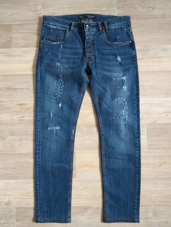 Jeans IANNALFO & SGARIGLIA    Taille / Grosse M (W 36) .....