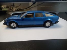 1:25 Polistil Rover 3500