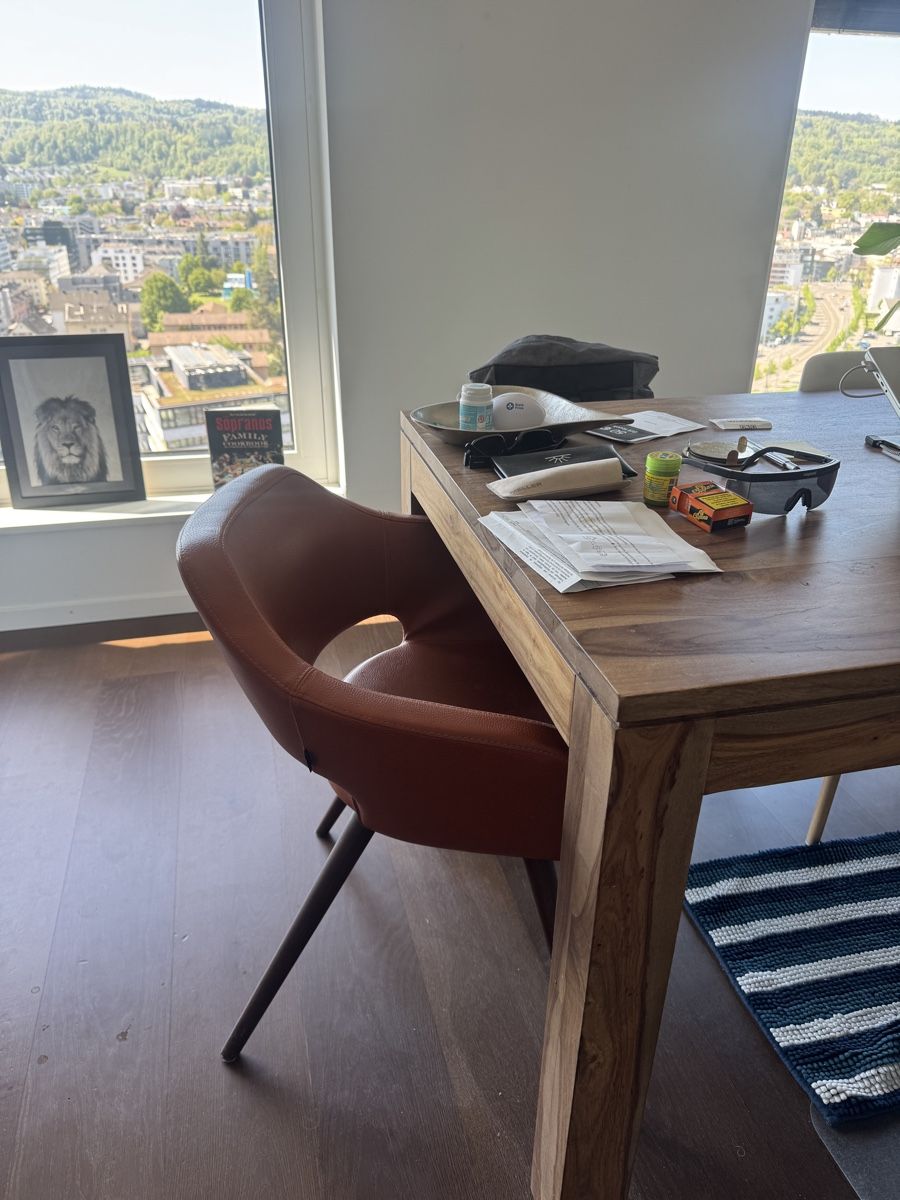 Poltrone: Italian leather chairs & beautiful high-quality kitchen tabl – Usato da Zürich venduto da rol_kr9c 1