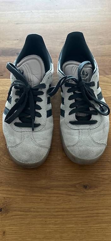 Adidas Scarpe da donna: Adidas Gazelle – Usato da Seengen venduto da muck001