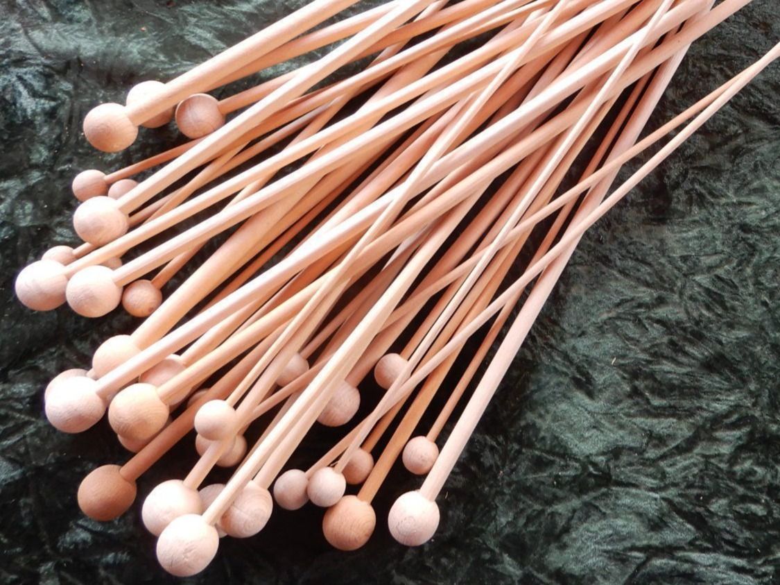 Ferri: 18 PAAR HOLZSTRICKNADELN – Nuovo (secondo la descrizione) da Huttwil venduto da Kunterbuntli 1
