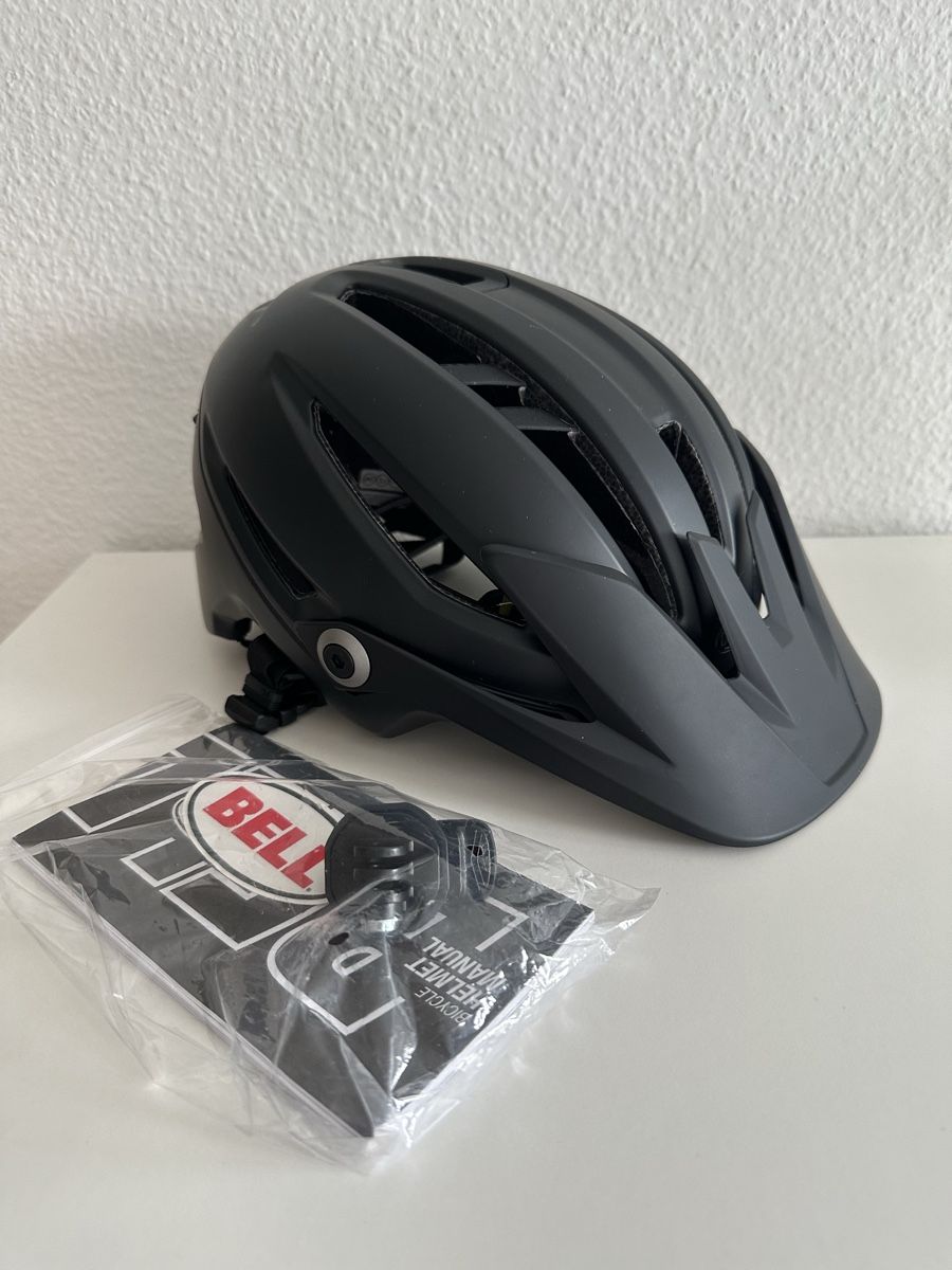 Caschi: BELL Sixer MIPS Velohelm neuwertig – Nuovo (secondo la descrizione) da Wetzikon ZH venduto da brandshop