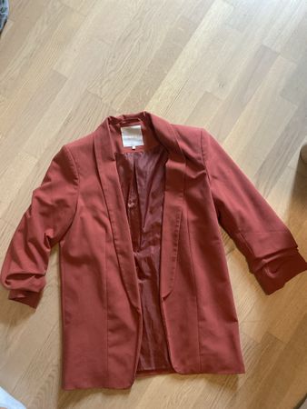 Schöner, trendiger Blazer, rostrot, Grösse 36 - Top Zustand!