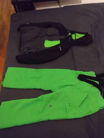 Jacke und Hose für Ski/Snowboard