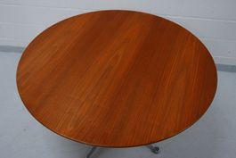 Original Vitra Eames Tisch Ø 120 cm – Charles & Ray Eames