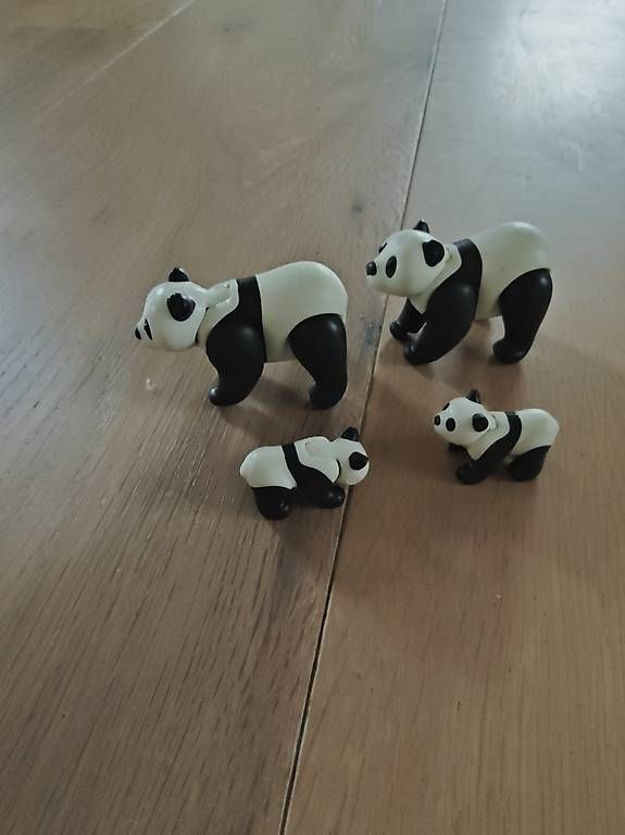 Giocattoli: Playmobil Panda Familie – Usato da Russikon venduto da Mygae 1