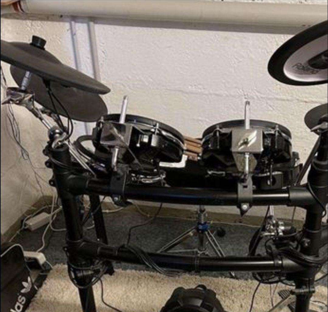 Roland Strumenti musicali: E Drum Roland TD-25 KV – Usato da Ebikon venduto da lyl 4