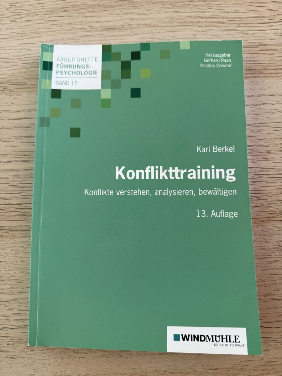 Libri: Konflikttraining - verstehen, analysieren, bewältigen – Usato da Wald ZH venduto da 2kndPlant