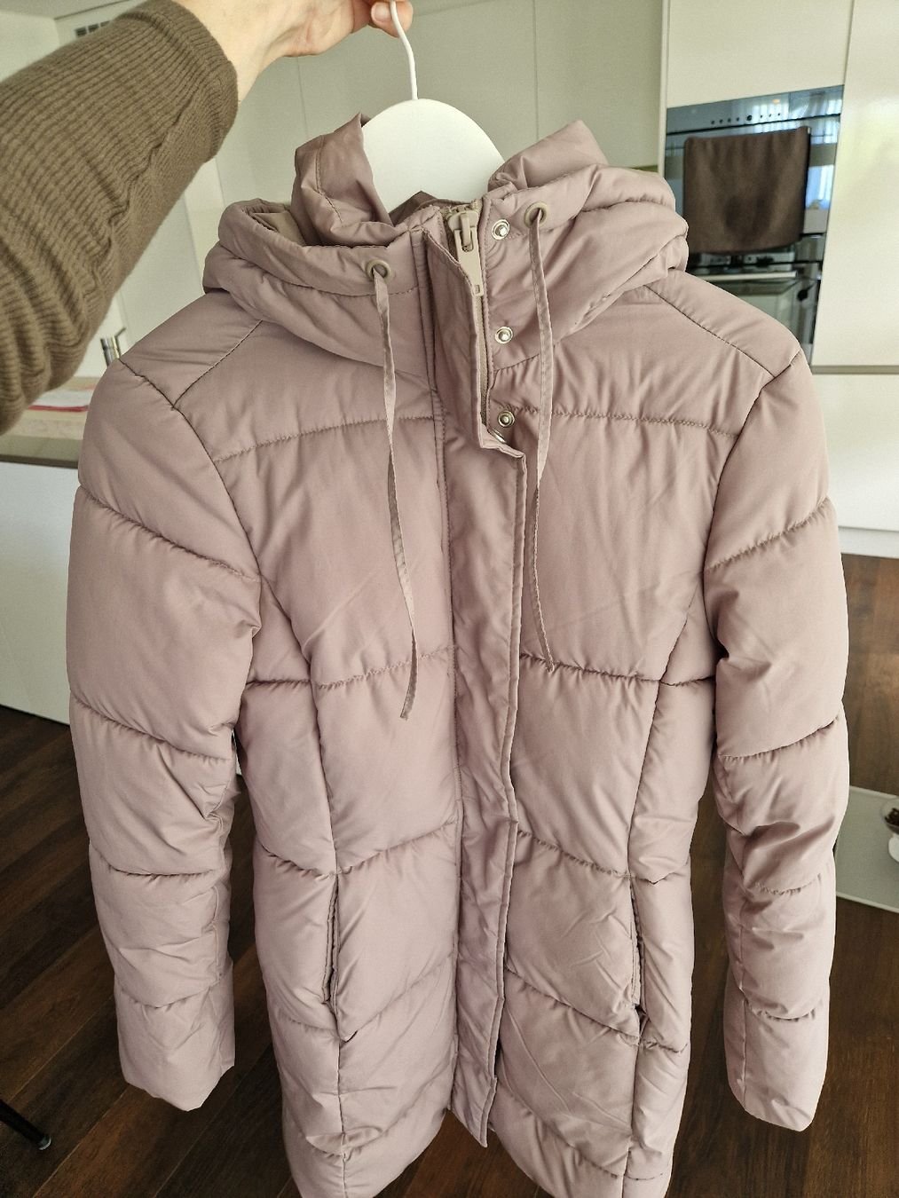 H&M Cappotti: Schöne Winterjacke  – Usato da Hochdorf venduto da tgaber92 1