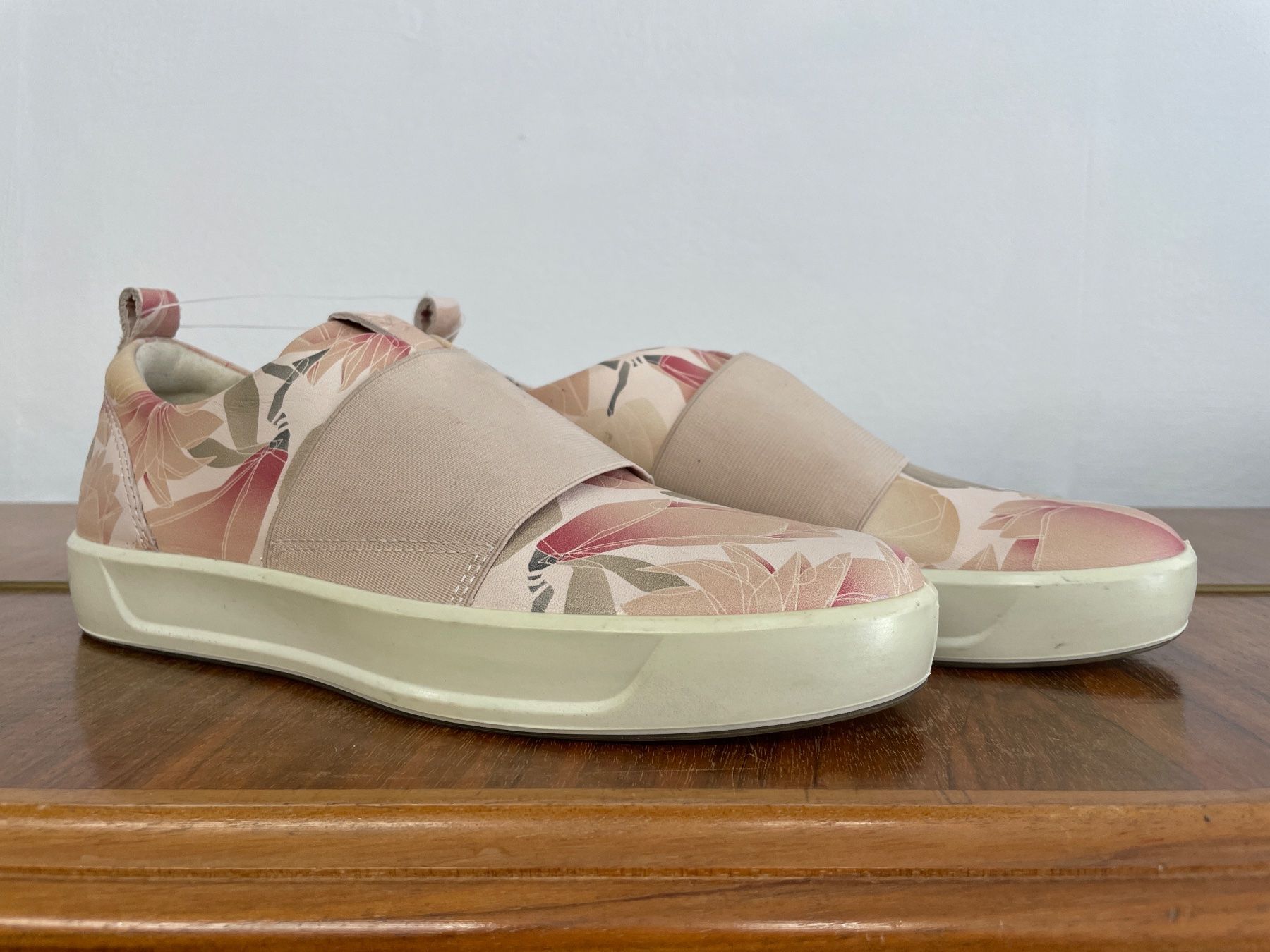 Ecco Scarpe da donna: ECCO Sommer Sneaker Gr. 36 (Neu) – Nuovo (secondo la descrizione) da Frasnacht venduto da GracyStore