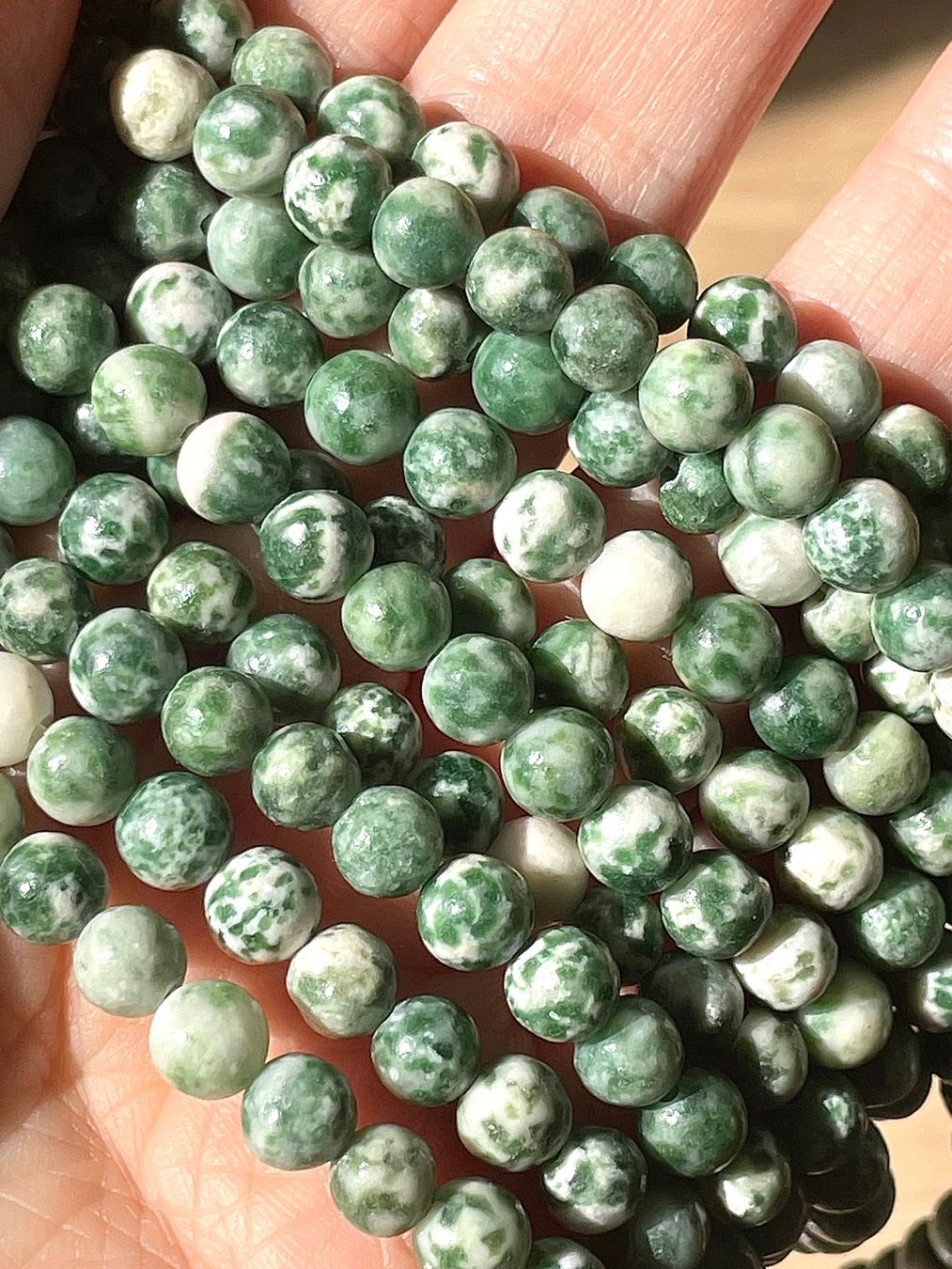 Catenine: Strang echte green dot Kugeln 6 mm – Nuovo e nell'imballaggio originale da Schiers venduto da sisikristall 2