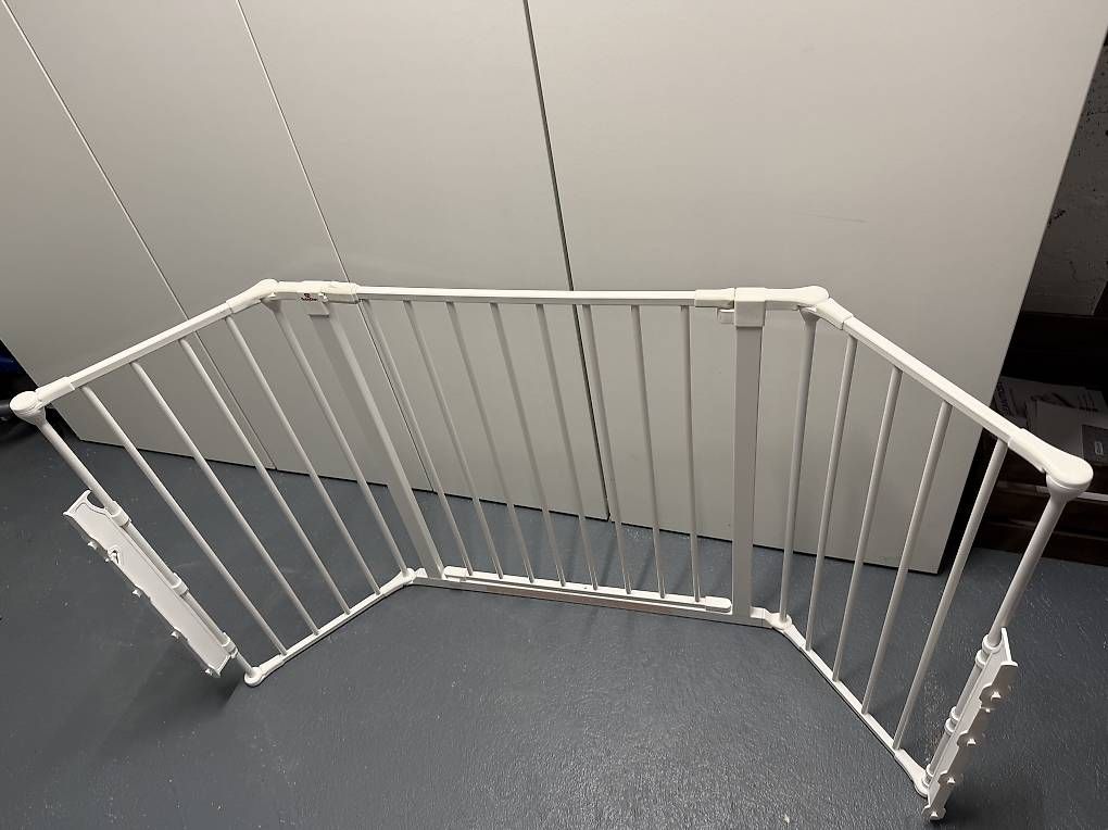 Box & Barriere di sicurezza: Baby Dan Absperrgitter Flex – Usato da Strengelbach venduto da Bazin