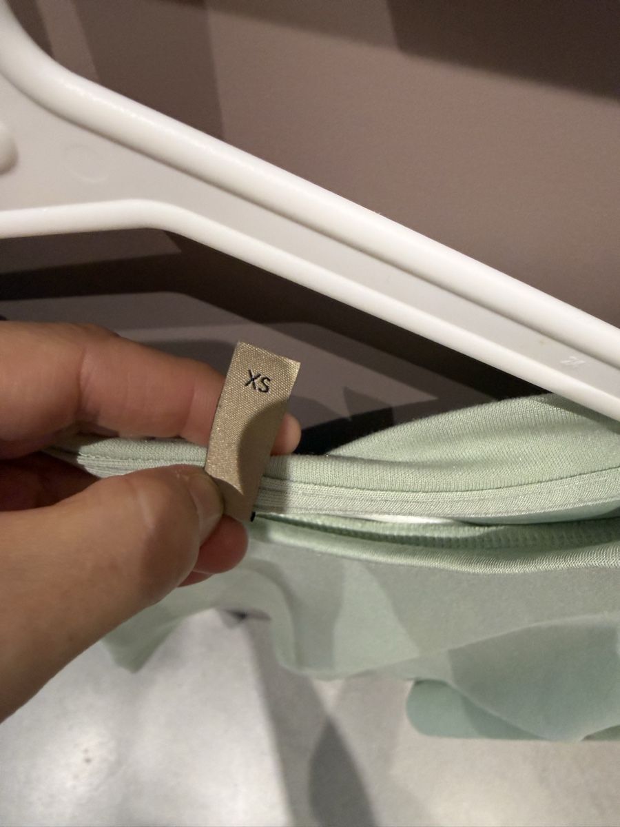Maglioni & Felpe: Soyaconcept Pullover hellgrün Grösse XS  mit Defekt – Usato da Maienfeld venduto da griti666 3