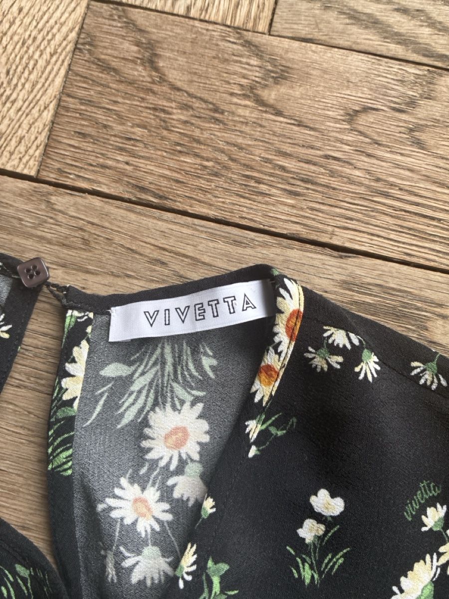 Kleider: Vivietta Kleid Grösse 32 – Gebraucht aus Zürich von Dsire 1