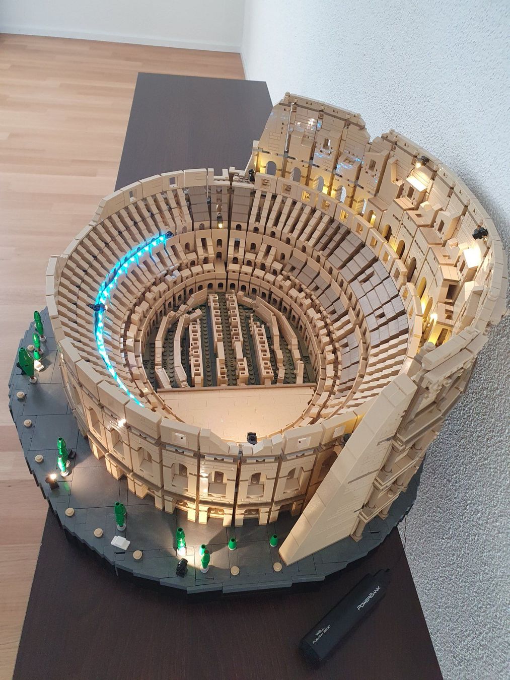 Lego Kit di costruzioni: LEGO CREATOR 10276 Kolosseum mit Licht – Nuovo (secondo la descrizione) da Wettingen venduto da __Dom__ 2