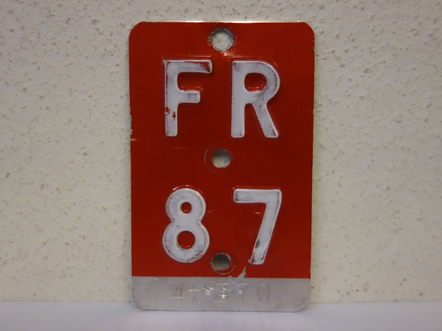 Schilder: FR 87 VELONUMMER - FAHRRADSCHILD – Gebraucht aus Kerzers von zimmergruen