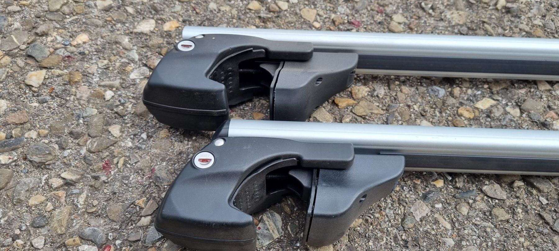 Dachträger: Dachträger Universal 1.2m breit Aluminium Aerodynamisch. – Gebraucht aus Safnern von 1EJR8 2