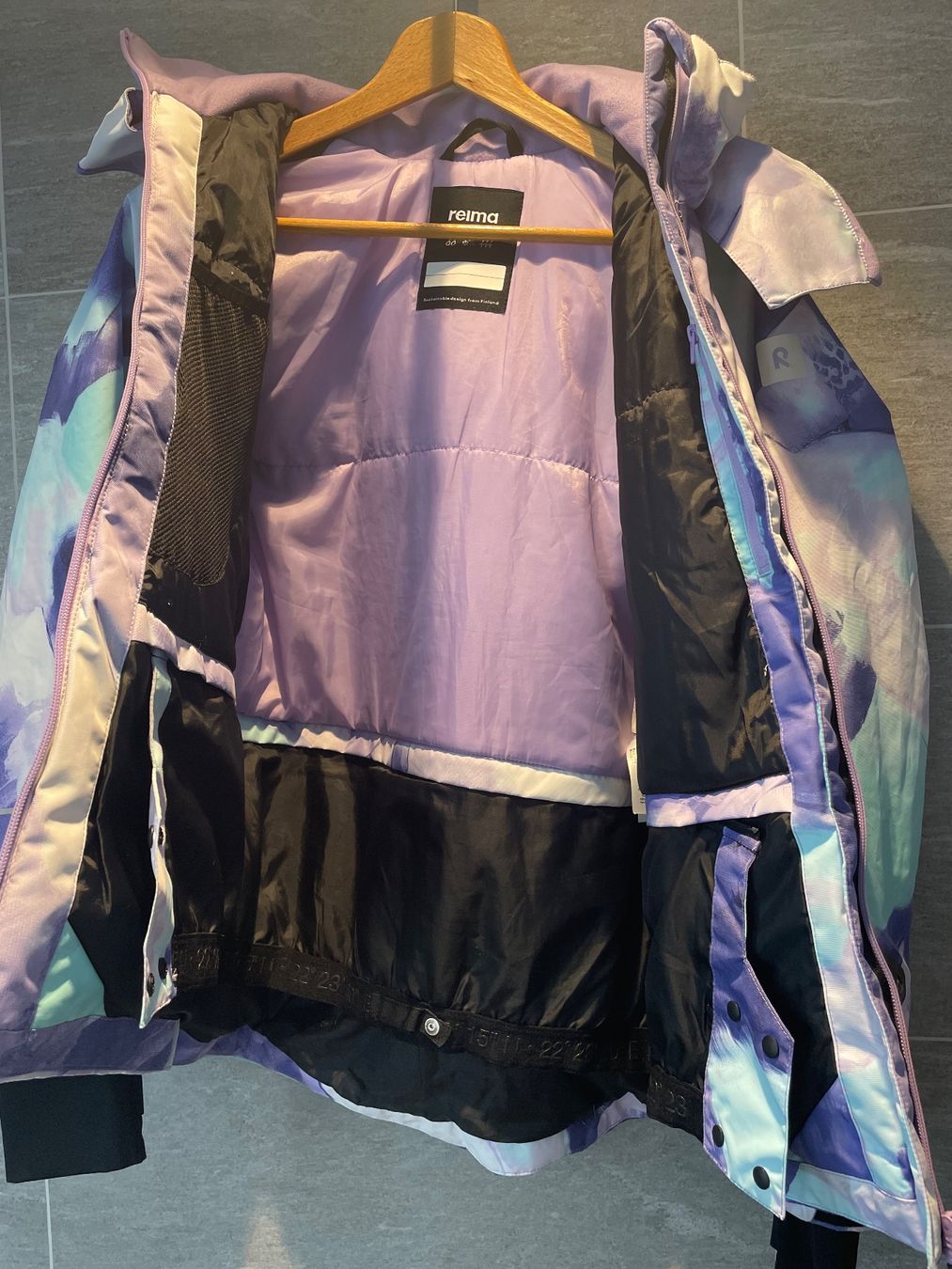 Reima Jacken & Mäntel: Reima Winterjacke Mädchen 164 – Gebraucht aus Schaffhausen von kon_9tj8 2