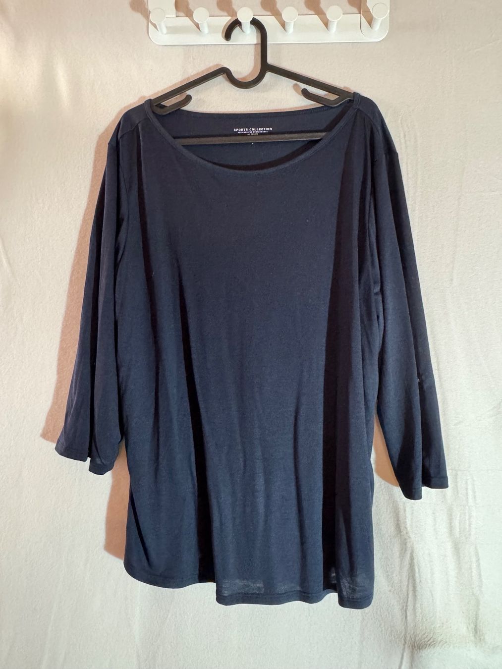 Tchibo Tops: Dunkelblaues Langarm Shirt Basic von Tchibo Gr. 44/46 – Gebraucht aus Grosswangen von second_hand_dress