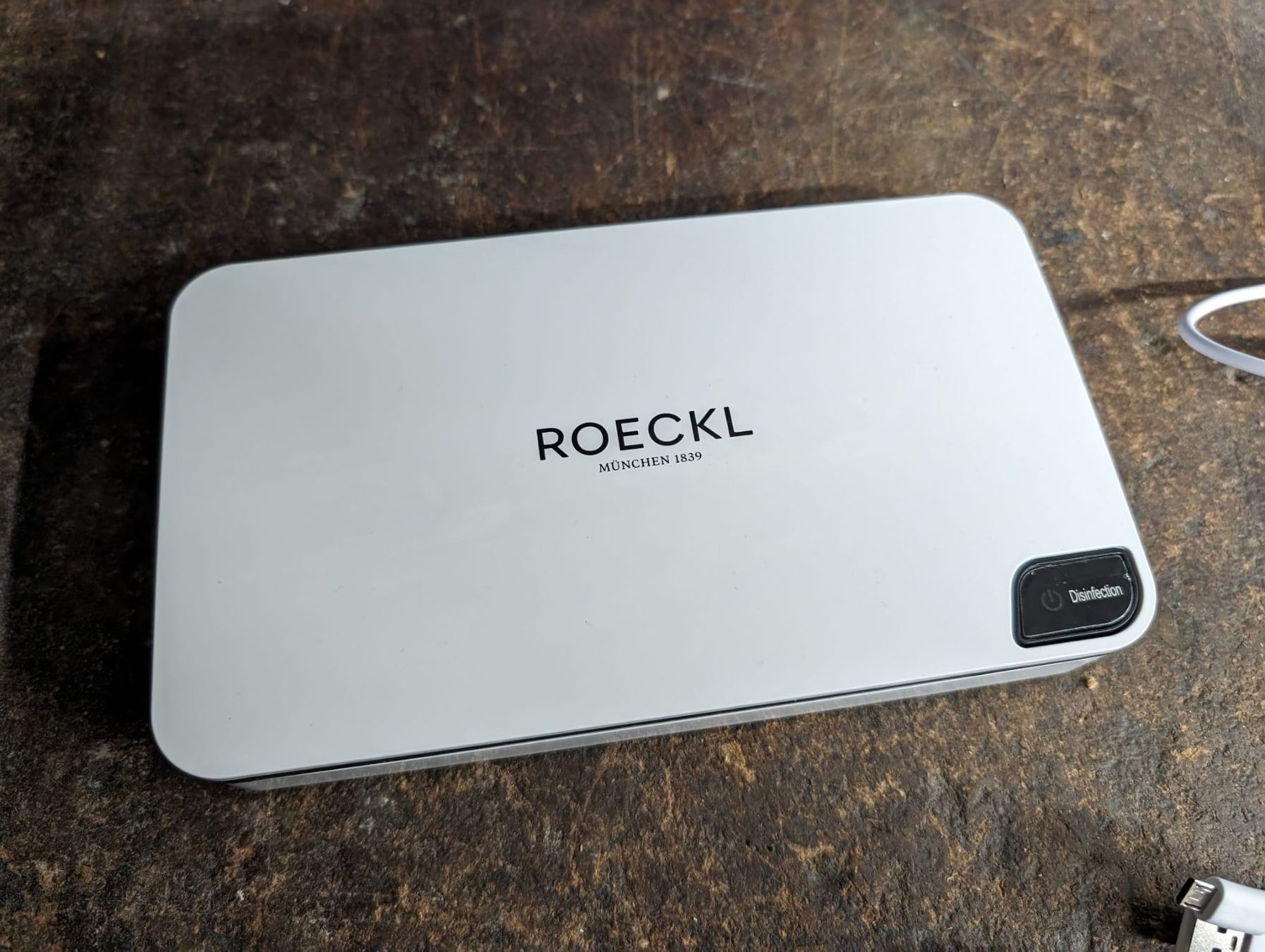 Pasti del neonato: ROECKL UV-Box, weiss – Nuovo e nell'imballaggio originale da Zweisimmen venduto da Mousie