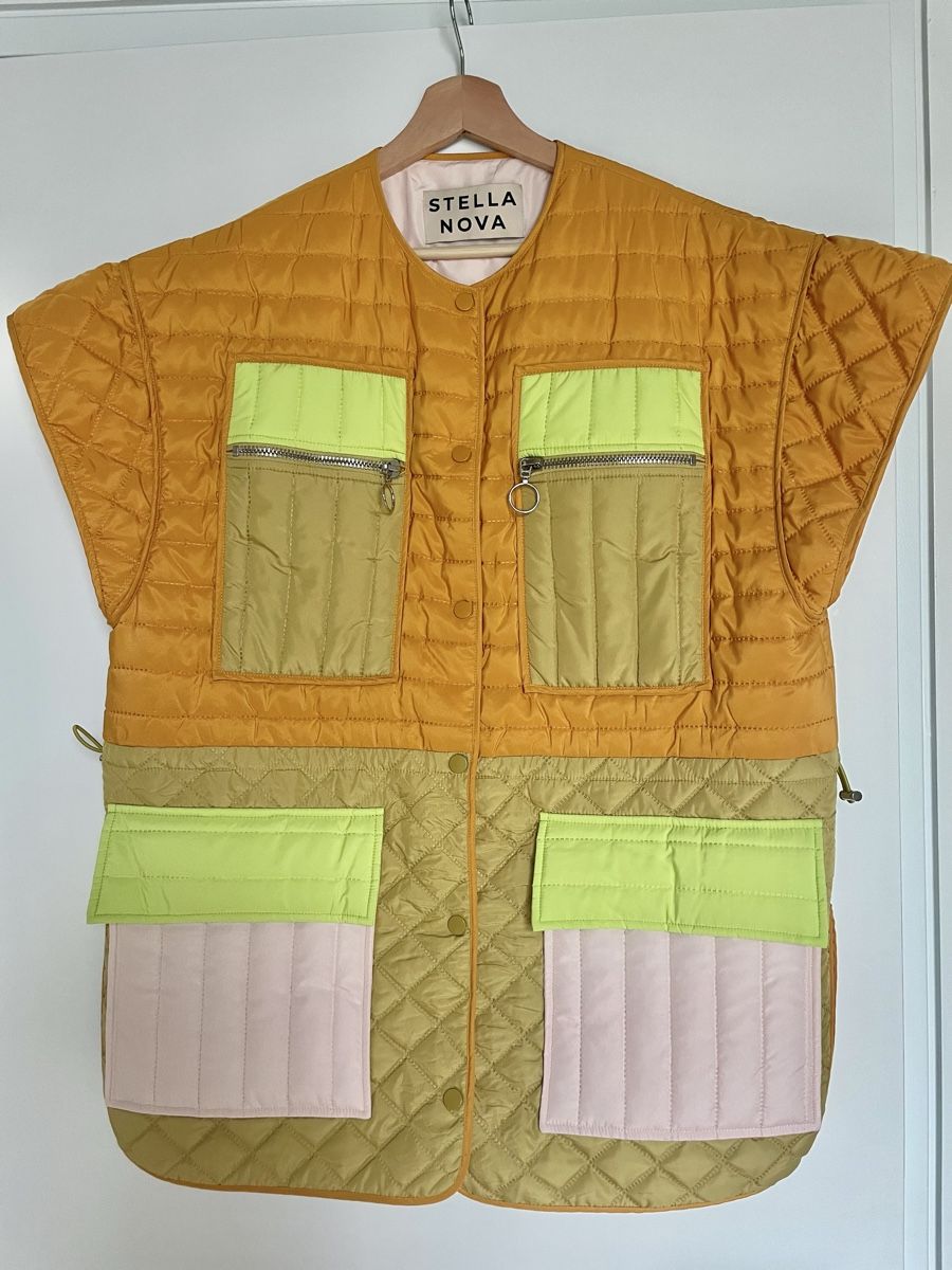 Gilets & Westen: Weste von Stella Nova, 34 (oversize) – Gebraucht aus Zürich von luciabolli