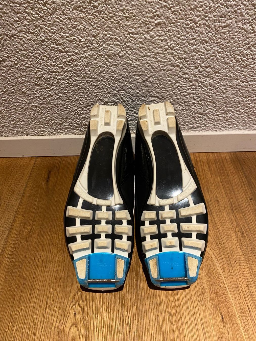 Madshus Scarpe da donna: Madshus Langlauf Schuhe Classic - Grösse 38 – Usato da Klosters venduto da Graubunden 1
