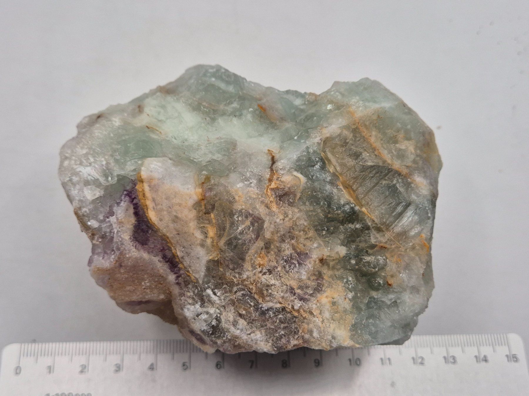 Minerali & Pietre curative: Fluorit Regenbogenfluorit bunt, Namibia (839gr.) – Usato da Winterthur venduto da LukasMineralienOase 2