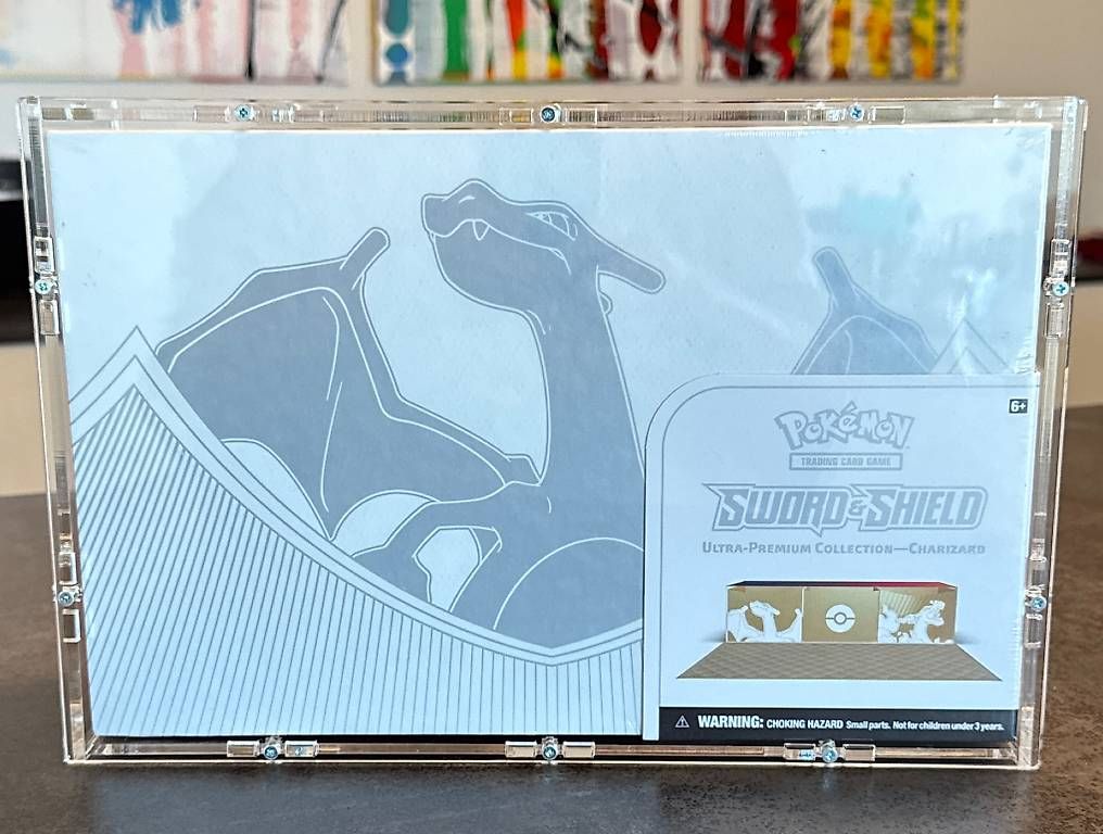 Sword & Shield Ultra-Premium Collection - Charizard (Neuf avec ...