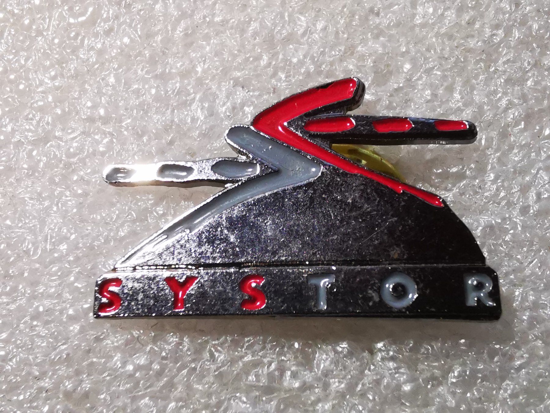 Placchette & Badge: Ansteckpin 22: Systor – Usato da Oppligen venduto da Pin-Fall-Shop