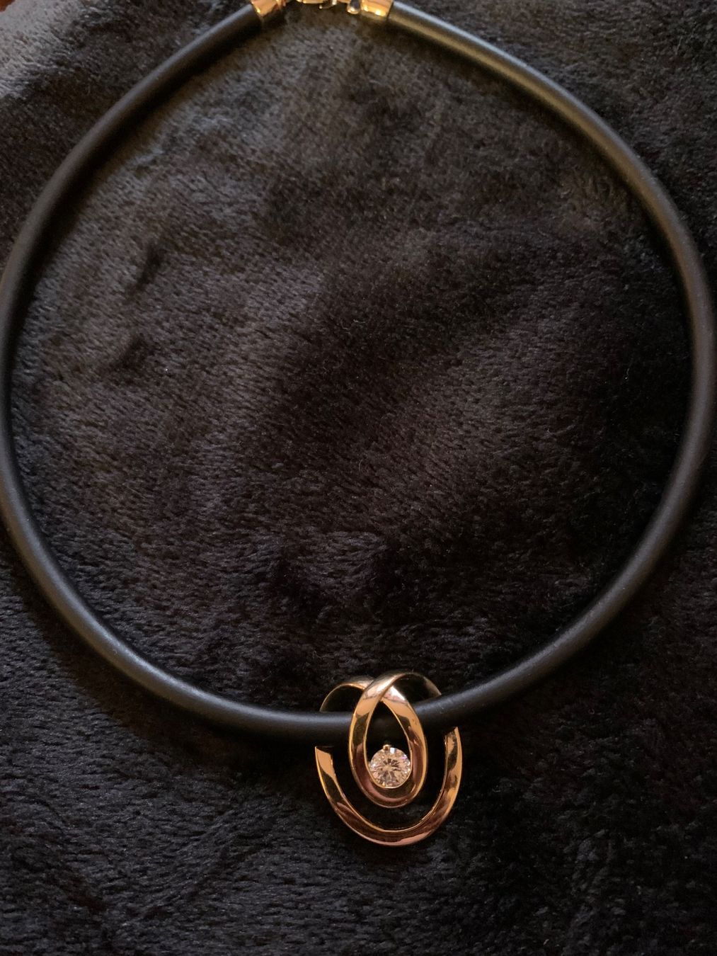 Pierre Lang Catenine: Pierre Lang Anhänger mit Orginal Kautschukkette – Usato da Nunningen venduto da mochflo 8