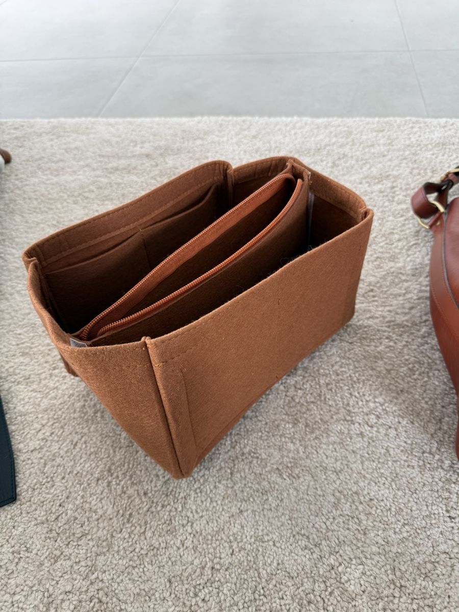 Louis Vuitton Taschen für Damen: Louis Vuitton Epi Borsa secchiello Grand Noé Cognac – Gebraucht aus Cureglia von Zucchi1 2