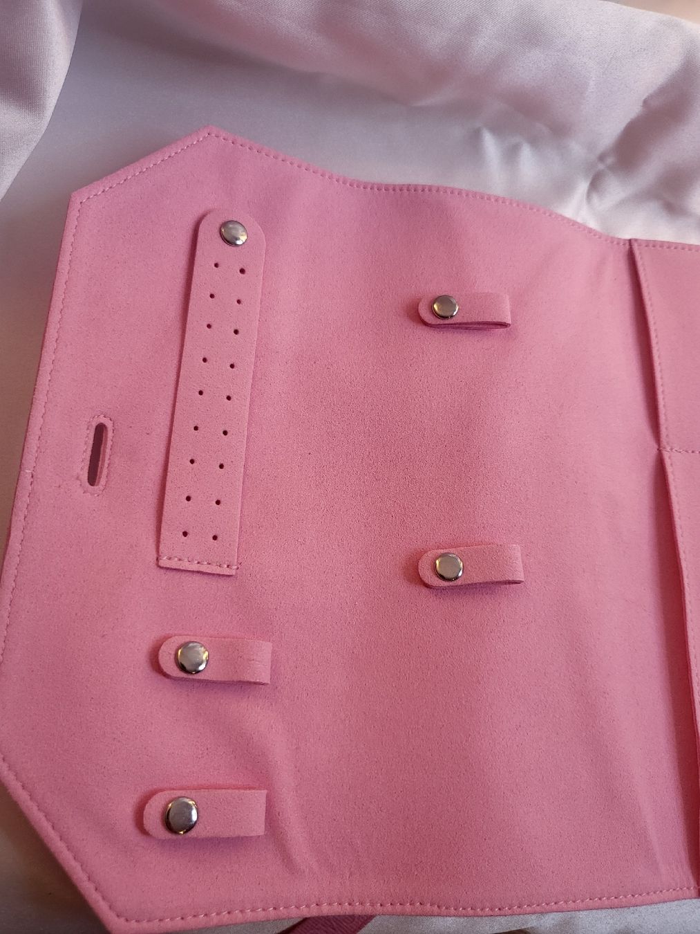 Swarovski Sacs: NEUE Swarovski Reisen Etui – Neuf (Voir description) à Hellbühl par d.d.d.125 3
