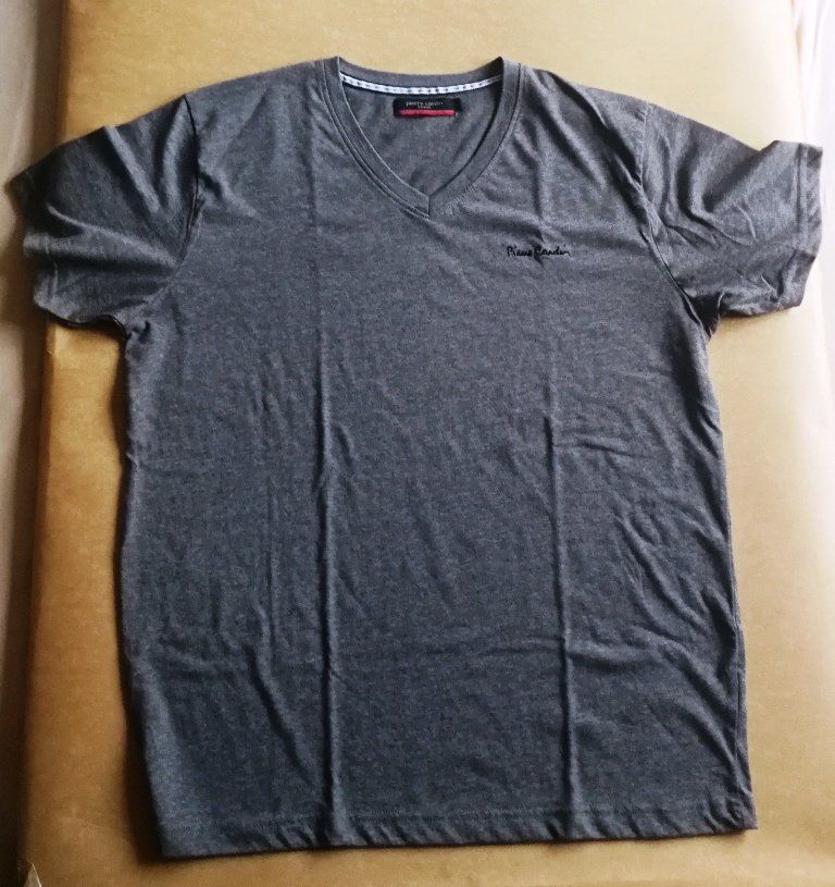 T-shirt: Tshirt Pierre Cardin / grau / Grösse L – Usato da Goldau venduto da Ejidomar 2