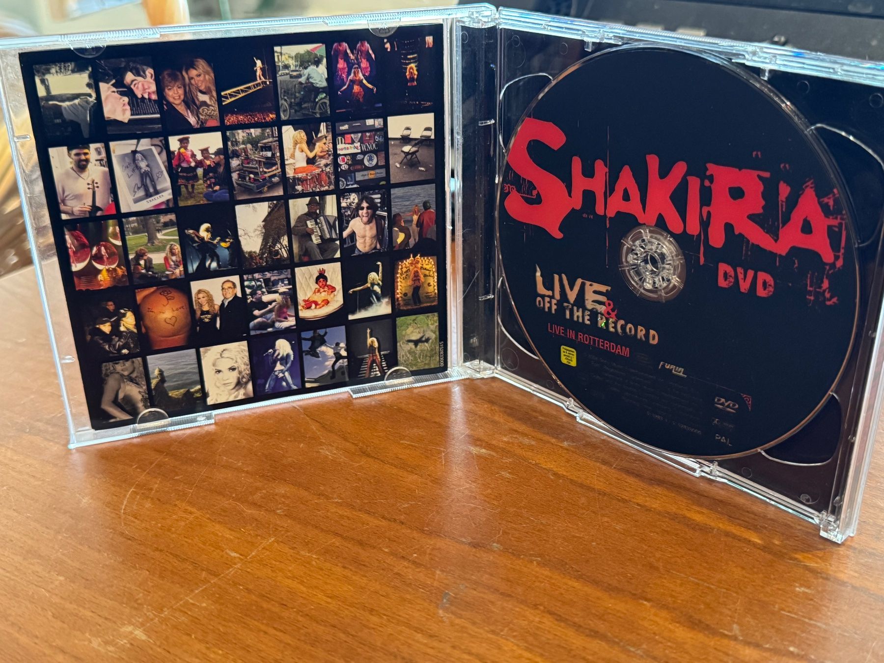 CD: Shakira - Live & Off The Record - HG42D – Usato da Küsnacht ZH venduto da swisssales.net 2