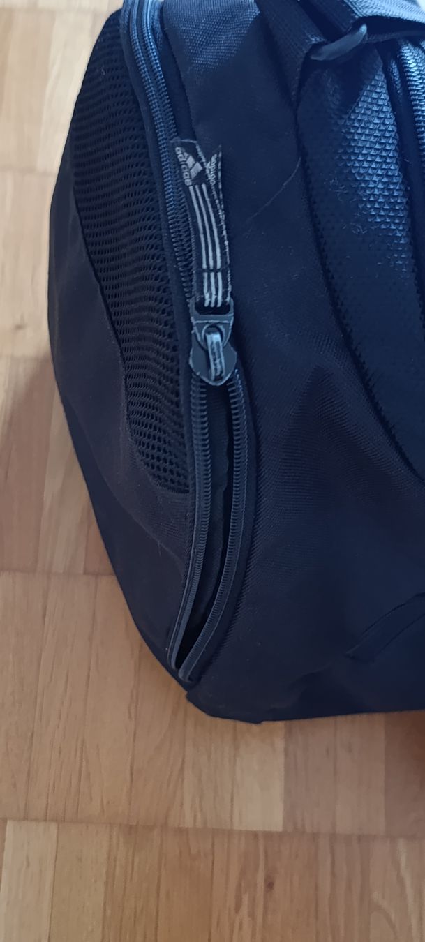 Adidas Borse: Adidas Sporttasche mit Schuhfach – Nuovo (secondo la descrizione) da Mollis venduto da Frauenfeld1 1