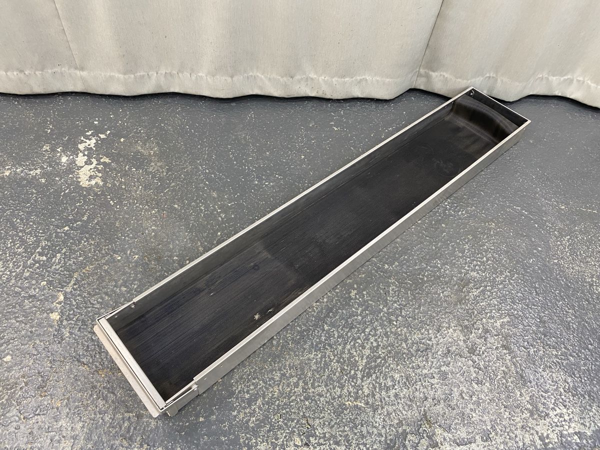 Tutti pezzi di ricambio auto: Ladegutwanne von Aluca 172- 320cm – Usato da Hägglingen venduto da Karin0802