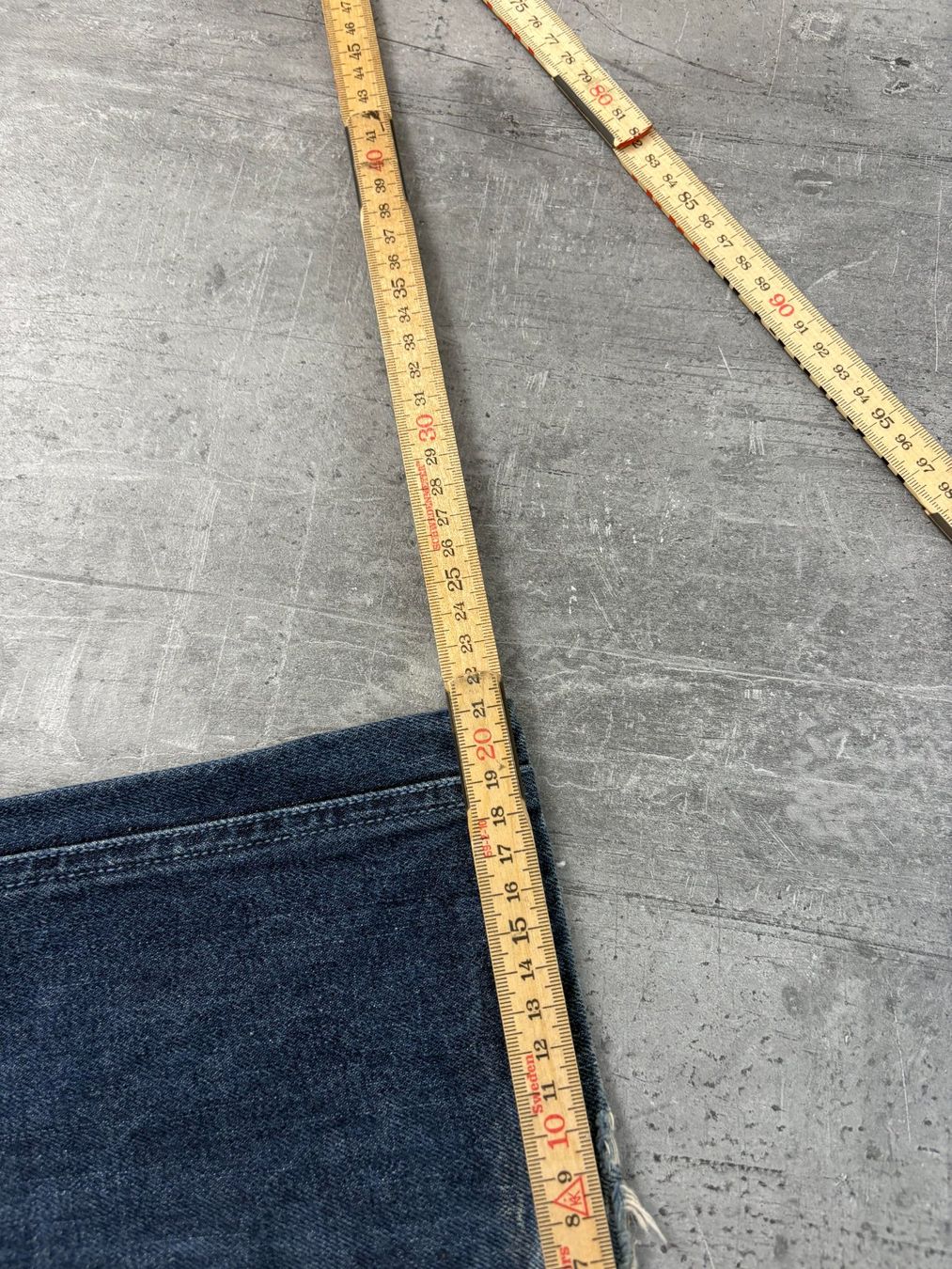 Diesel Jeans: Vintage Diesel Bootcut Flared Jeans (S) – Nuovo (secondo la descrizione) da Werdenberg venduto da hase.vintage 7