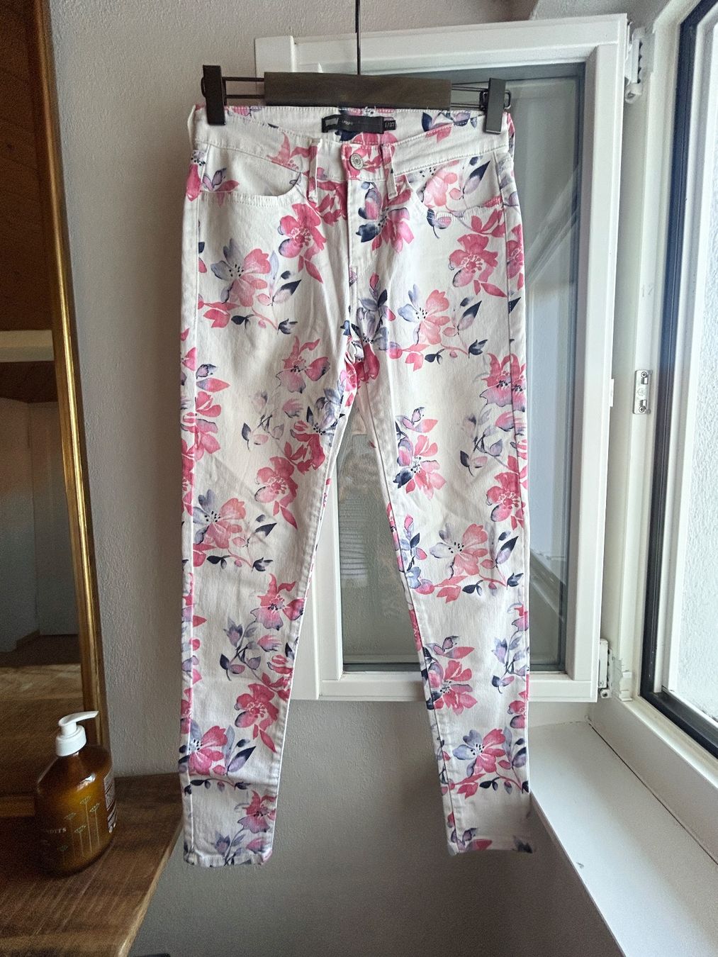 Levi's Jeans: Levis Blumen Jeans - W27 – Usato da Illnau venduto da Monkky 2