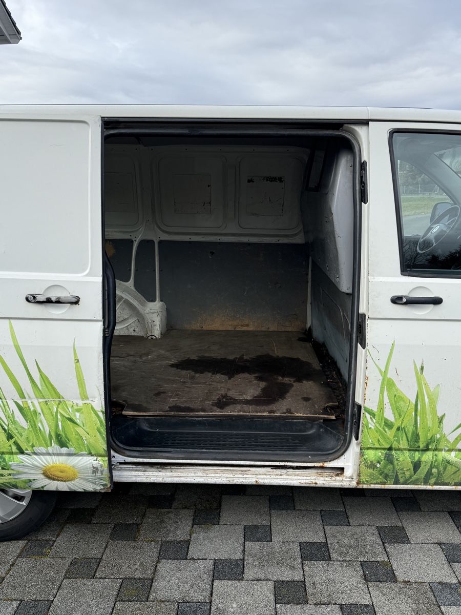 VW Nutzfahrzeuge: VW Bus T5 – Gebraucht aus Uttigen von CS_Moto 7