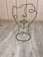 Moderne Deko-Figur aus Draht - Minimalistisch & Schön!