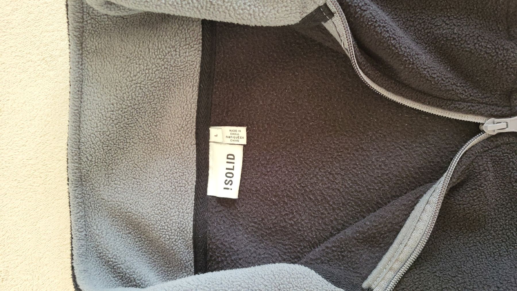 Maglioni & Felpe: Fleece Pullover Schwarz Gr. L – Usato da Uster venduto da mivoe90 1