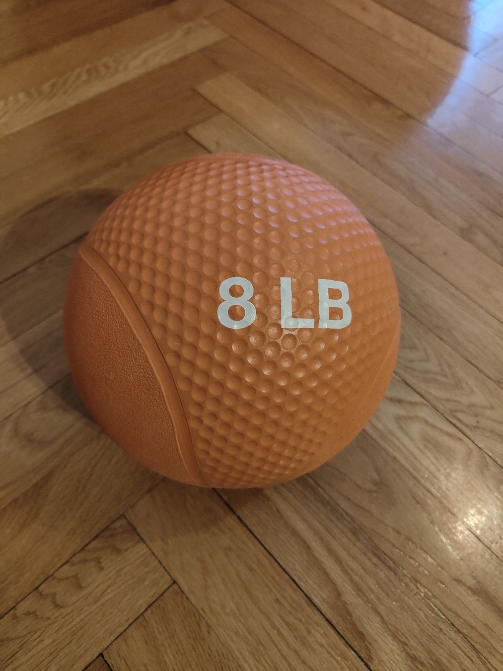 Hometrainer: Medecine ball 8 LB – Nuovo (secondo la descrizione) da Fribourg venduto da bob_tc9q