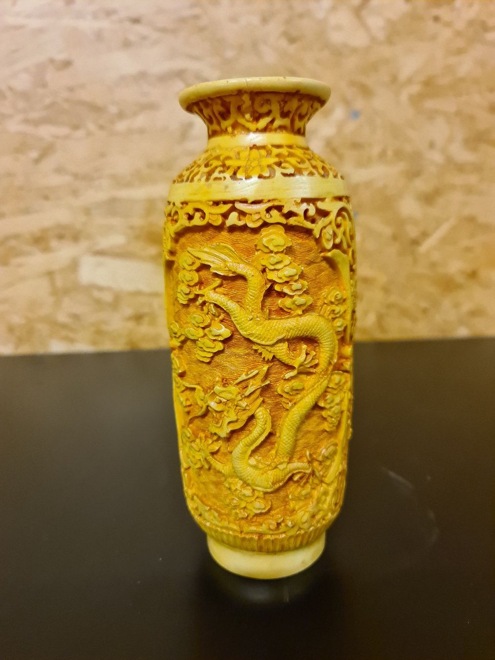 Vasi & Recipienti: Cina Vase – Usato da Ibach venduto da Hfedier