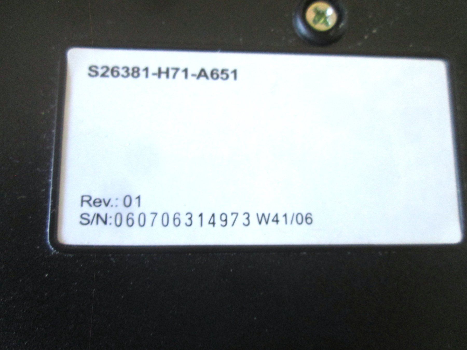 Fujitsu Tastiere: Fujitsu-Siemens-Tastatur – Usato da Sementina venduto da babucia 3