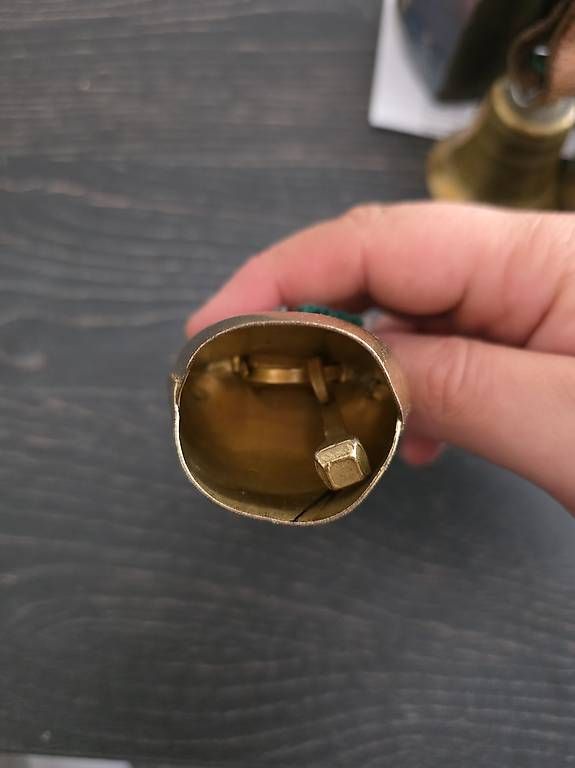 Campanacci mucche: Schweizer Souvenir-Glocke ? Messing – Usato da Basel venduto da han_swq7 2