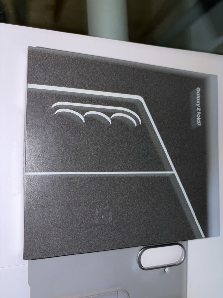 Samsung Handys / Smartphones: Samsung GALAXY Z FOLD 7 1 TB NEUF – Neu (gemäss Beschreibung) aus Romanens von wba_gxh9 2