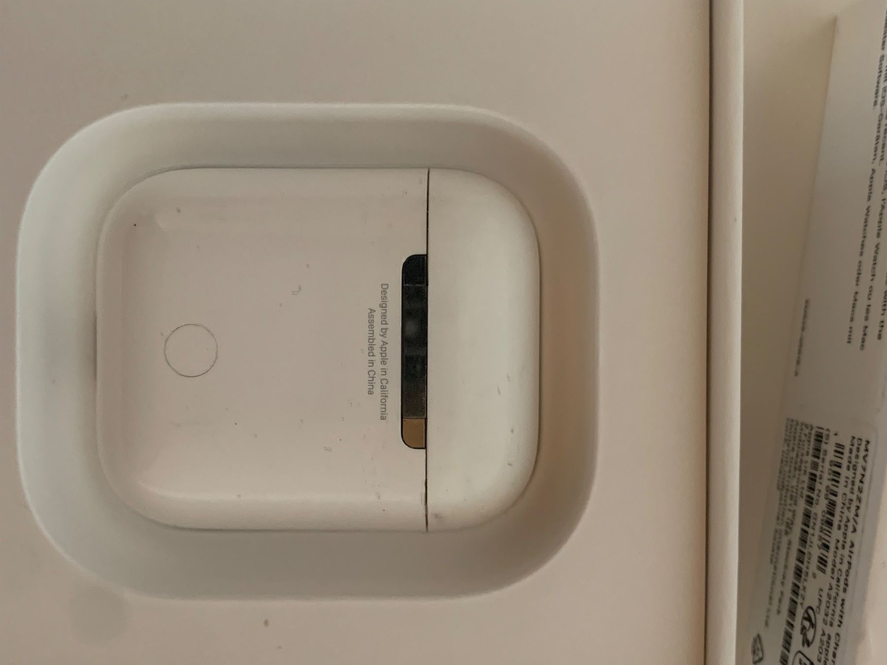 Apple Casques audio: Apple Air pod 2 – D'occasion à Villars-le-Terroir par nat_bb86 6